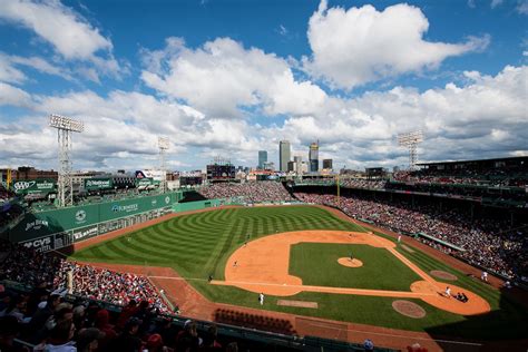 Are Dogs Allowed At Fenway Park