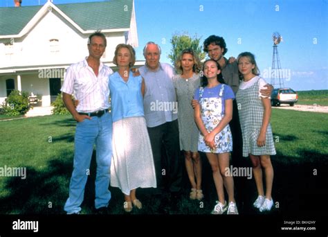 A THOUSAND ACRES (1997) 1000 ACRES (ALT) KEITH CARRADINE, JESSICA LANGE ...