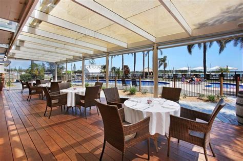 Port Macquarie Restaurant | Waters Edge Boutique Hotel