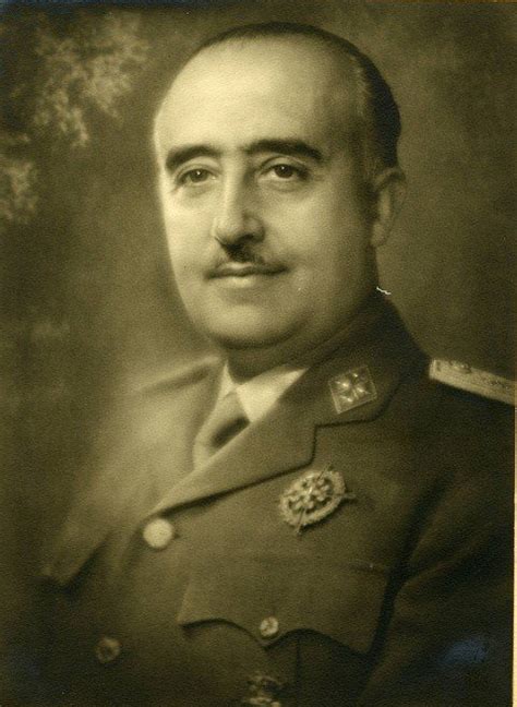 Biografia de Francisco Franco - eBiografia