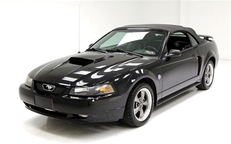 2004 Ford Mustang | Classic Auto Mall