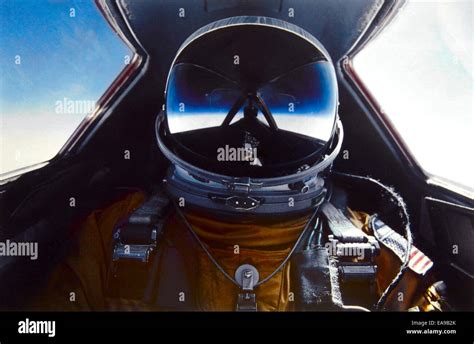 Pilot in the cockpit of the SR-71 Blackbird Stock Photo - Alamy