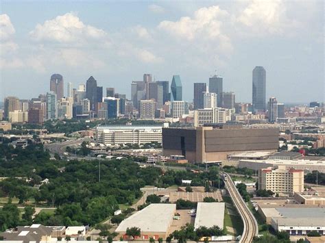 Downtown Dallas seen from the Parkland Hospital Helipad : r/Dallas