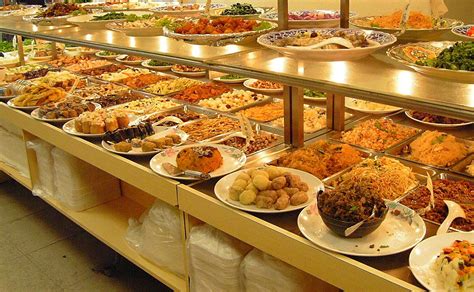 Saudi cleric ‘issues religious edict banning all-you-can-eat buffets’ | The Independent