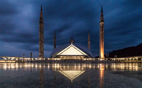 Most Popular Places to Visit in Islamabad at Night | Zameen Blog