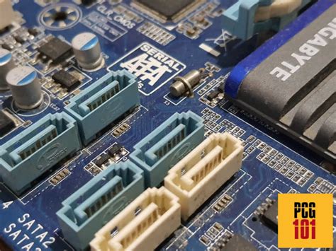 Which is Faster PCIe or SATA? (SATA vs PCIe Speed Compared)