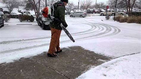 Stihl snow blower - YouTube