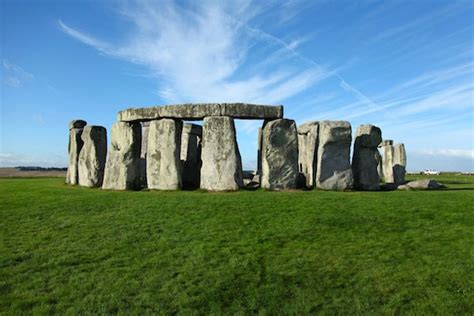 Have Archaeologists Solved the Mystery of Stonehenge?