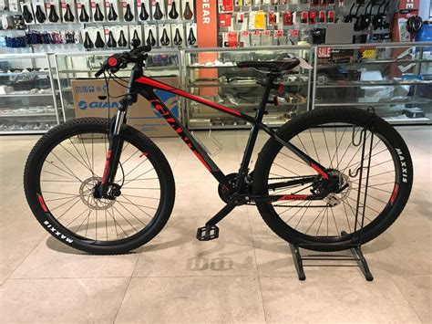 Giant Talon, Sports Equipment, Bicycles & Parts, Bicycles on Carousell