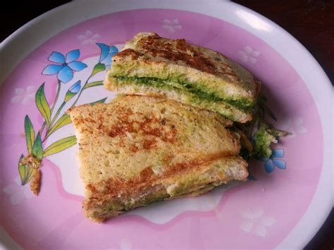 Bread Omelette Recipe / Bread Omelette Street Food Style / Bread Omelet Recipe / Bread Omelette ...