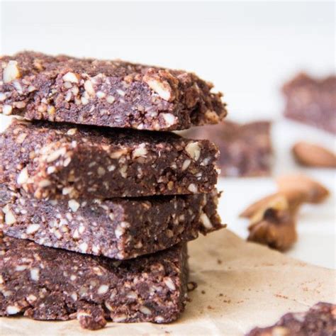 4 Ingredient Raw Cacao Bars | Raw cacao, Raw dessert recipes, Vegan dessert recipes