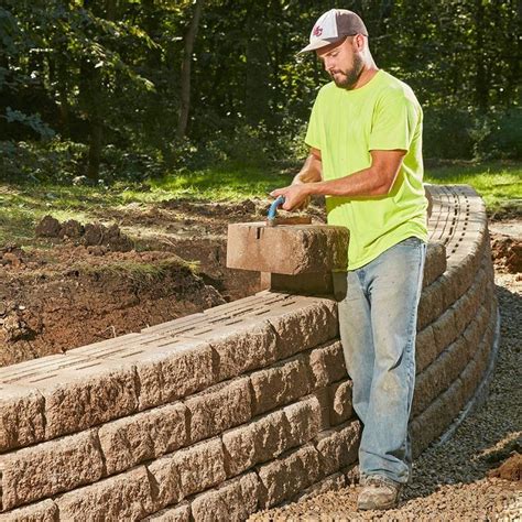 How to Build a Retaining Wall That Will Last a Lifetime | Retaining ...