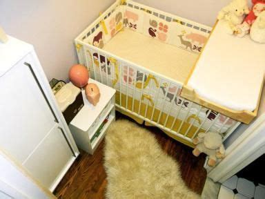 Space-saving, crib-top changing table tray. Perfect for small nurseries! - http://nursery.about ...