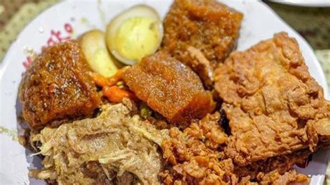 Gudeg Pawon Jogja Tempat Makan Ala Pedesaan