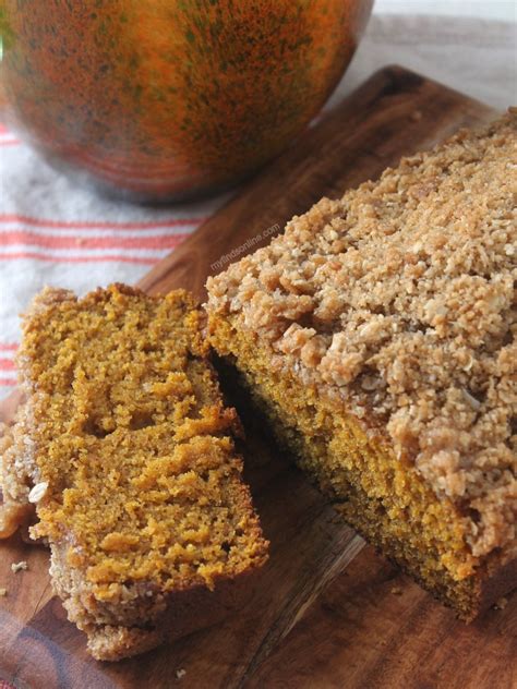 Pumpkin Bread With Streusel Topping - myfindsonline.com