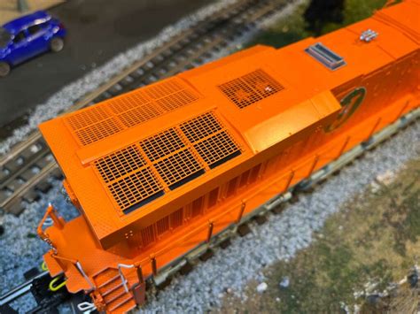 The Lionel Legacy ES44AC is back - Trains