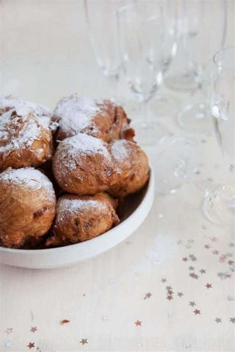 Oliebollen or oil balls.... ;) | Simone's Kitchen