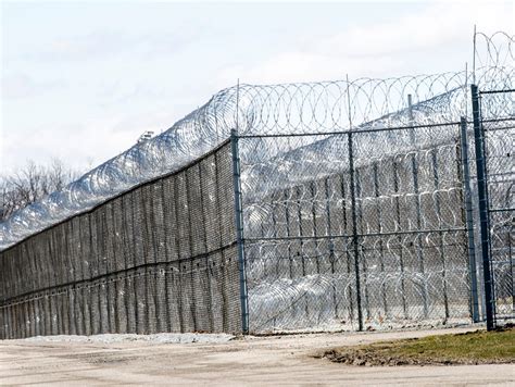 Female officers face widespread sexual harassment in Michigan's prison system | wzzm13.com