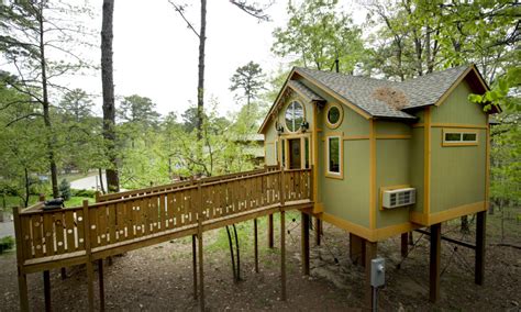 Treehouse Cottages | Eureka Springs, AR | Arkansas.com