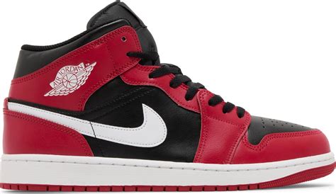 Buy Air Jordan 1 Mid 'Gym Red Black White' - DQ8426 061 | GOAT