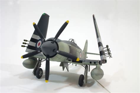 1/48 Hawker Sea Fury - ScaleModelMaker