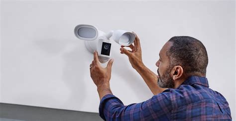 Ring Unveils New Floodlight Cam Wired Pro Security Camera | Ubergizmo