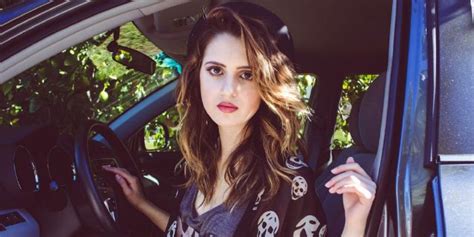 Who is Laura Marano dating? Laura Marano boyfriend, husband