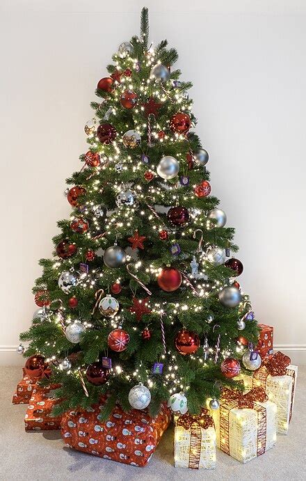 Christmas tree - Wikiwand