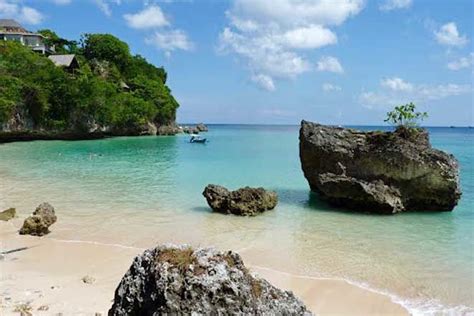 Top 17 Beautiful Beaches in Indonesia You Must Visit in 2019 - Tripoto