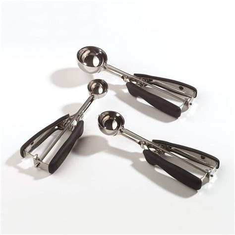 OXO 1189760 Good Grips Cookie Scoop Stainless | Gygi