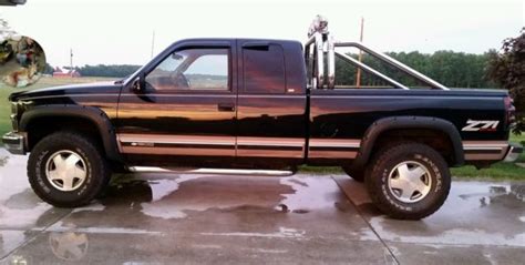 1998 Chevrolet Silverado K1500 4×4 Z71 offroad lifted w/ accessories 195k mi