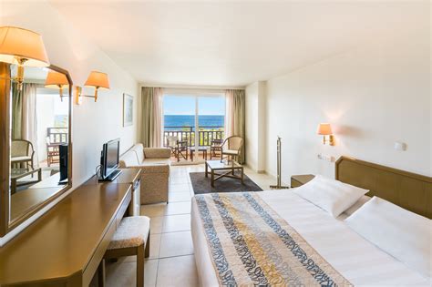 Hotel Rooms in Crete, Greece | Iberostar Creta Panorama & Mare