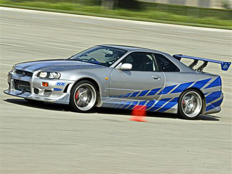 Nissan skyline rapido y furioso 6