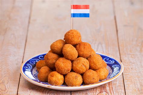 How To Make Delicious Dutch Bitterballen - Food Travelist