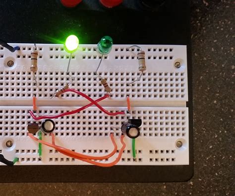 Simple Blinking LED Circuit : 5 Steps (with Pictures) - Instructables