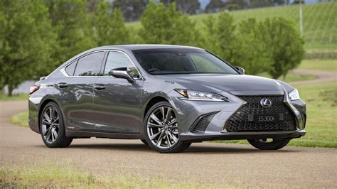 2020 Lexus ES300h F-Sport review | The West Australian