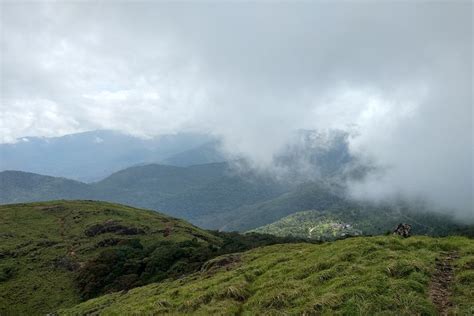 Ponmudi Hill Station : Perfect Destination For Those Who's A Spotter Of ...