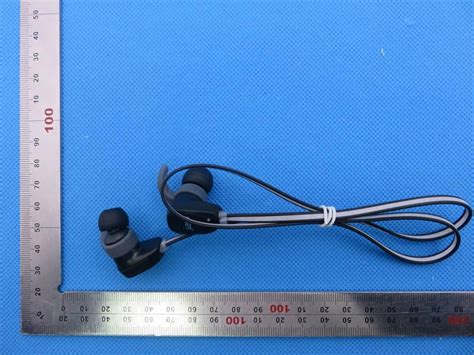 Shenzhen XSOUND Innovation Technologies Bluetooth Sport Earbuds HXEP400B FCC ID 2AALP-HXEP400B