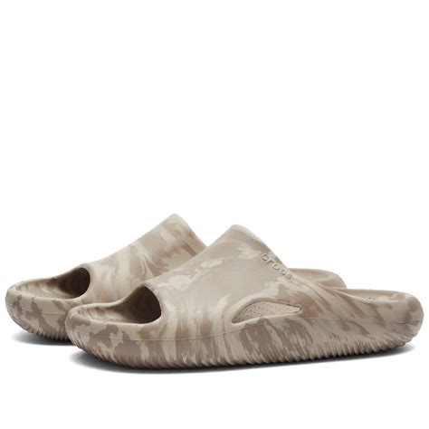 Crocs™ Mellow Marbled Slide in Brown | Lyst