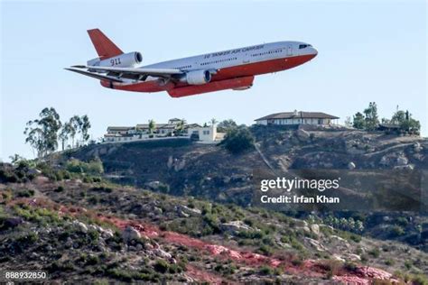 66 Dc 10 Air Tanker Stock Photos, High-Res Pictures, and Images - Getty ...