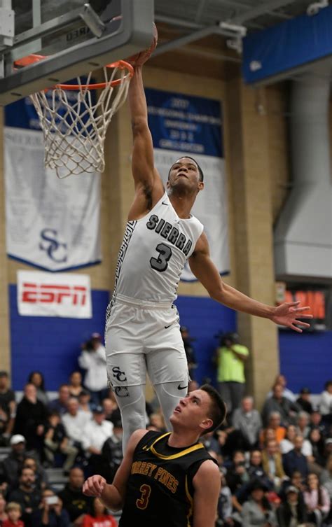 Sierra Canyon boys basketball makes it looks easy in first round of CIF ...