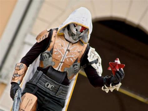 Destiny Hunter cosplay