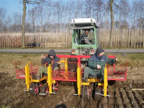 Planting machines – High Clearance Tractor