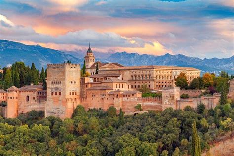 Alhambra (Alhambra de Granada), Granada | Tickets & Tours - 2024