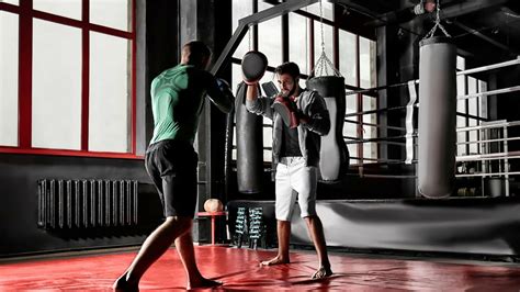 Learn From Professional Trainers And Boxers - The Sports House