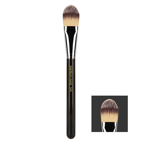 Best Foundation Brush 2020 - Which Is Best And How To Use Them