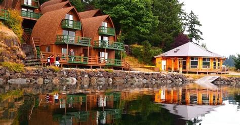 Waterfront resort, Quadra Island - Colliers Unique Properties