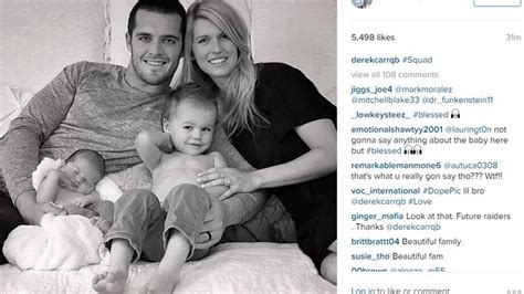 Derek Carr posts family portrait with new baby Deker | The Fresno Bee