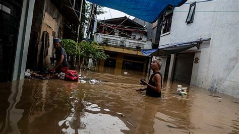 Jakarta Flood Spreads to Dozens Neighborhood - News En.tempo.co