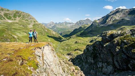 Top Hiking Trails summer in Davos Klosters